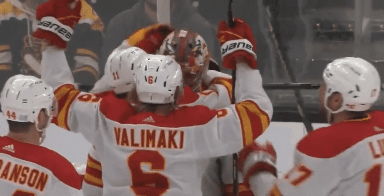 Calgary Flames Dan Vladar Bruins
