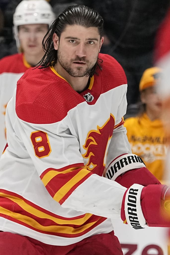 Calgary Flames Trade Defenceman Chris Tanev To Dallas Stars